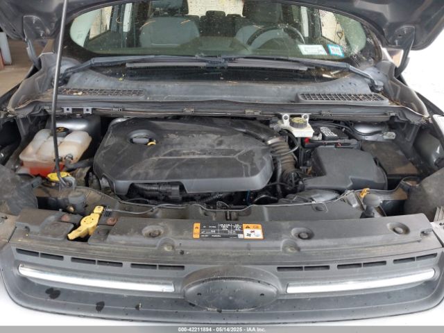 1FMCU9GX8EUD21613 Ford ESCAPE SE
