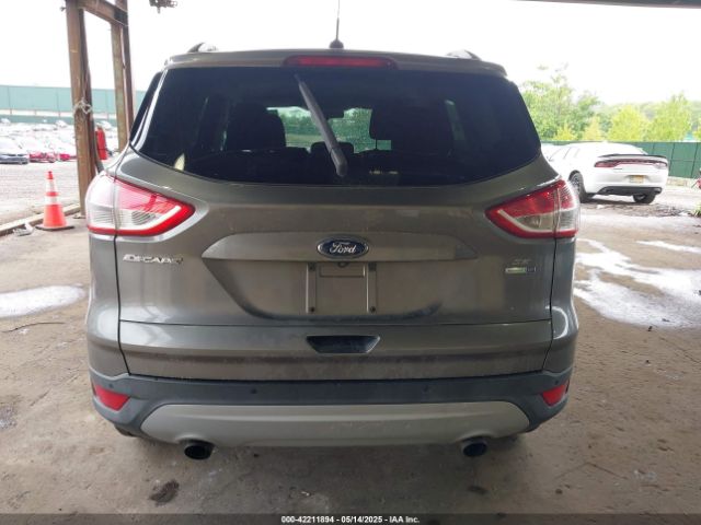1FMCU9GX8EUD21613 Ford ESCAPE SE