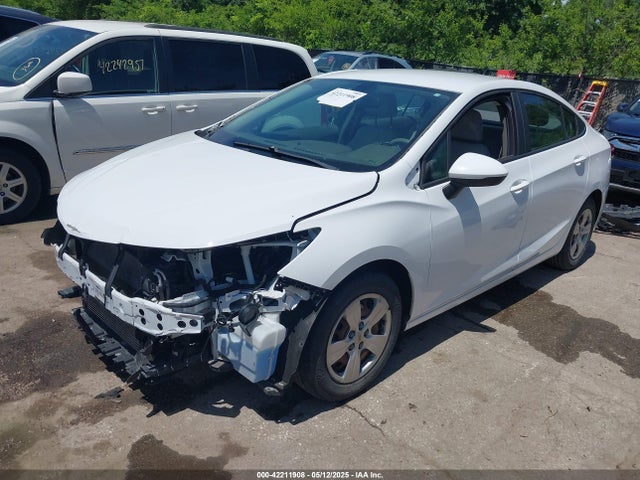1G1BC5SM6H7257771 Chevrolet Cruze Ls Auto