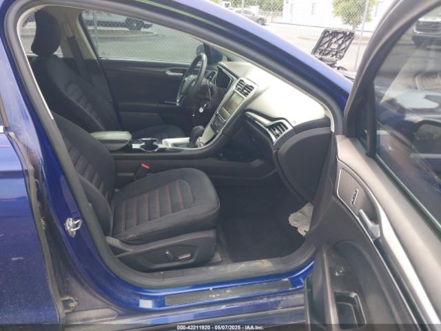 3FA6P0H7XGR130617 Ford FUSION SE