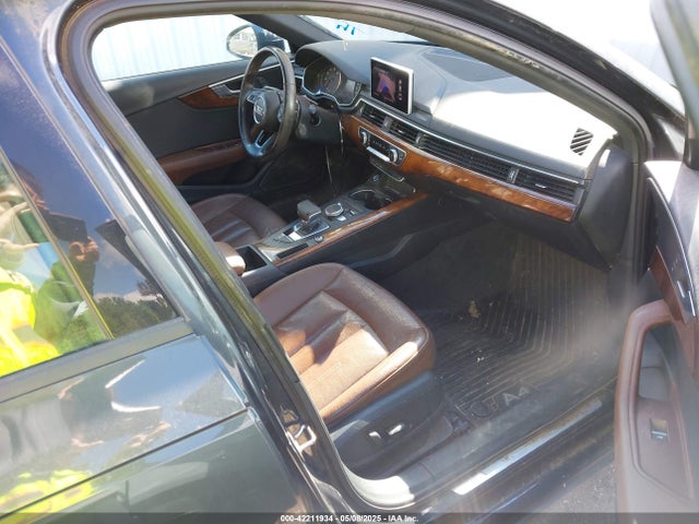 2017 AUDI A4 WAUGMAF43HN042614 Photo 4