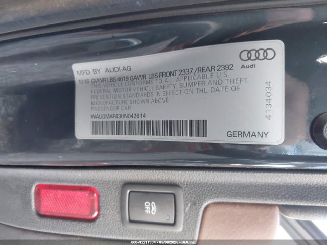 2017 AUDI A4 WAUGMAF43HN042614 Photo 8