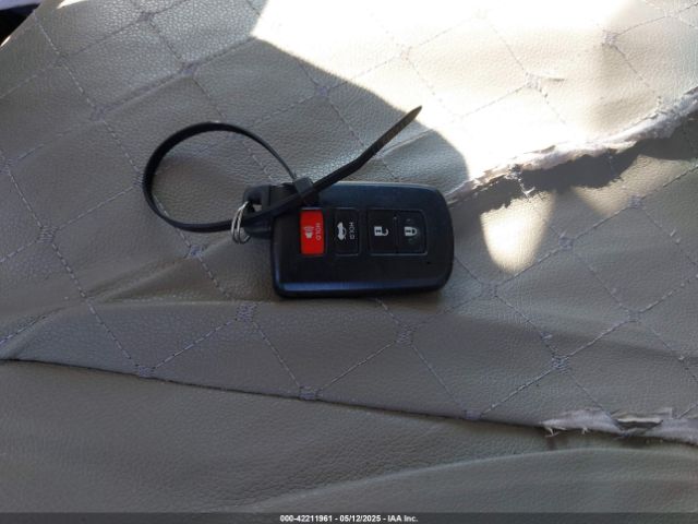 4T1BF1FK9GU604036 Toyota CAMRY XLE