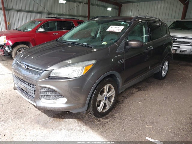 1FMCU0GX5GUA26645 Ford ESCAPE SE