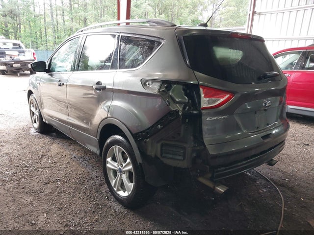1FMCU0GX5GUA26645 Ford ESCAPE SE