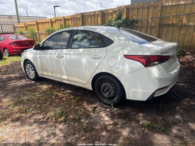 3KPC24A38KE077040 Hyundai ACCENT SE