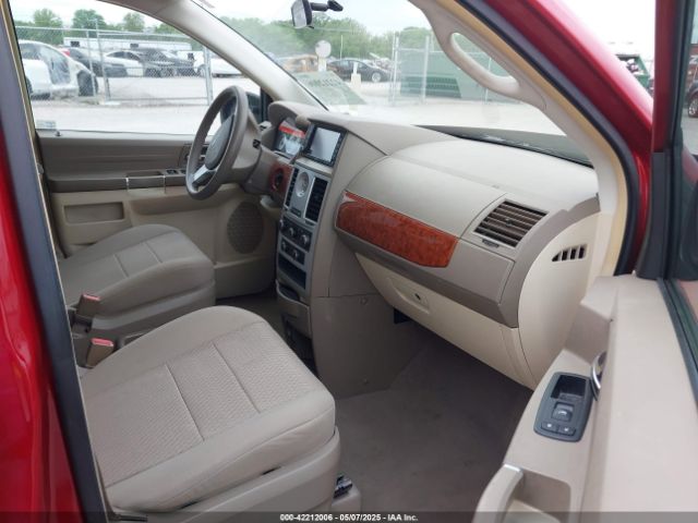 2009 CHRYSLER TOWN & COUNTRY 2A8HR44E49R525435 Photo 4
