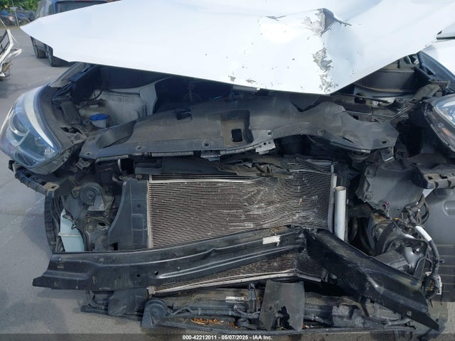 5XYZT3LB4JG511011 Hyundai Santa Fe Sport 2.4l