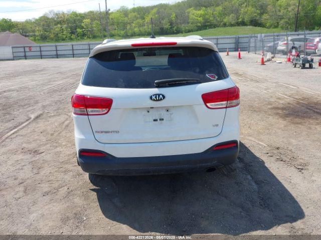 5XYPGDA53GG183202 KIA Sorento 3.3l Lx