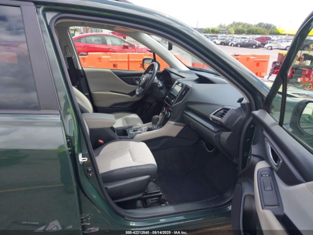 JF2SKAEC8PH535960 Subaru Forester Premium