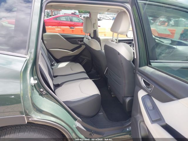 JF2SKAEC8PH535960 Subaru Forester Premium