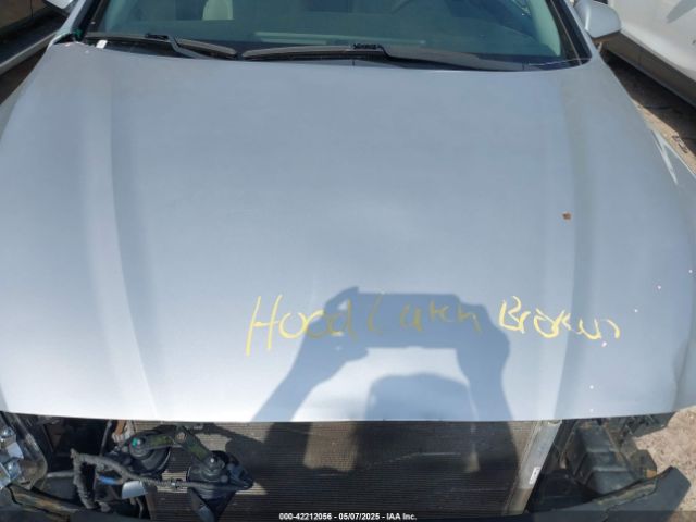 5NPE24AF2JH717708 Hyundai SONATA SE