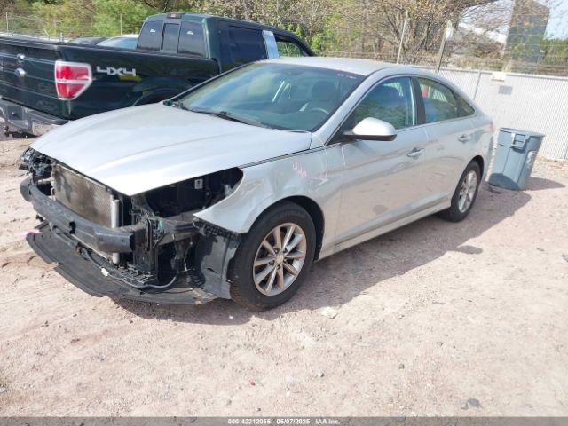 5NPE24AF2JH717708 Hyundai SONATA SE