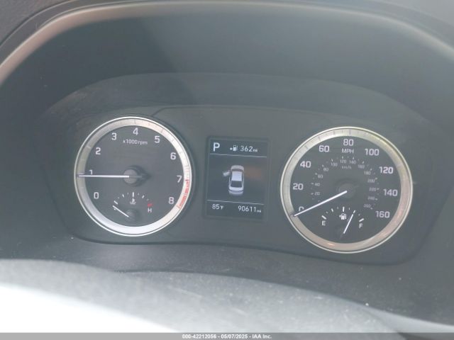 5NPE24AF2JH717708 Hyundai SONATA SE