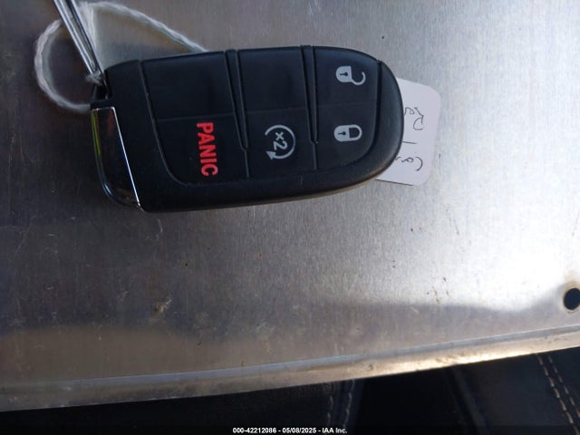 ZACCJBDT7GPC75671 Jeep Renegade