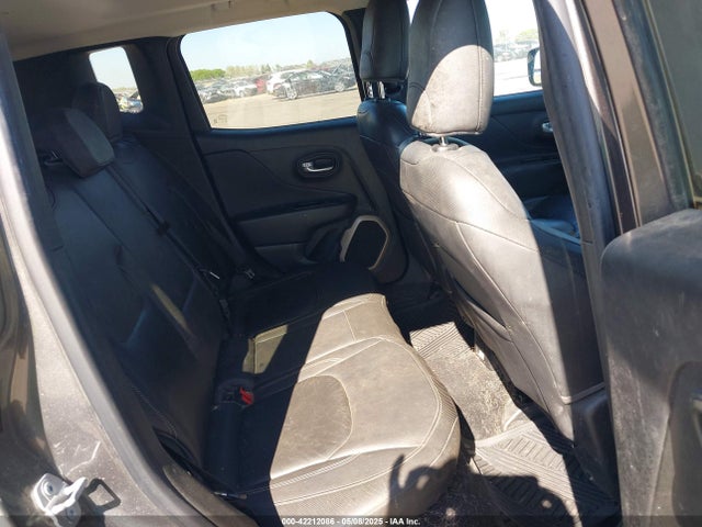 ZACCJBDT7GPC75671 Jeep Renegade