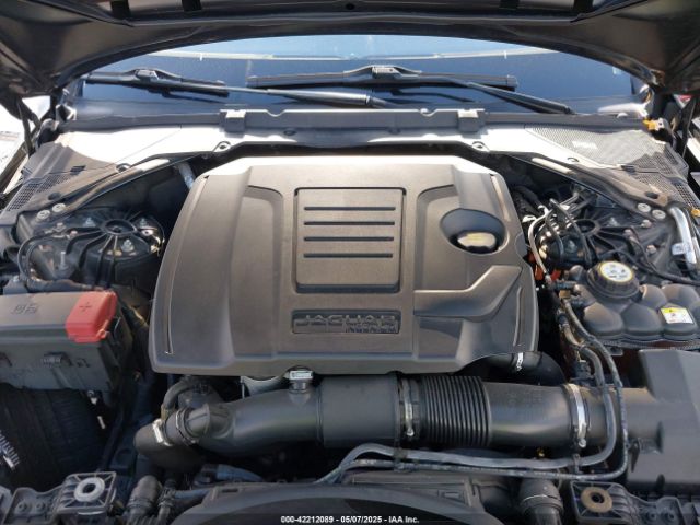 2021 JAGUAR XF SAJBL4GX3MCY88730 Photo 9