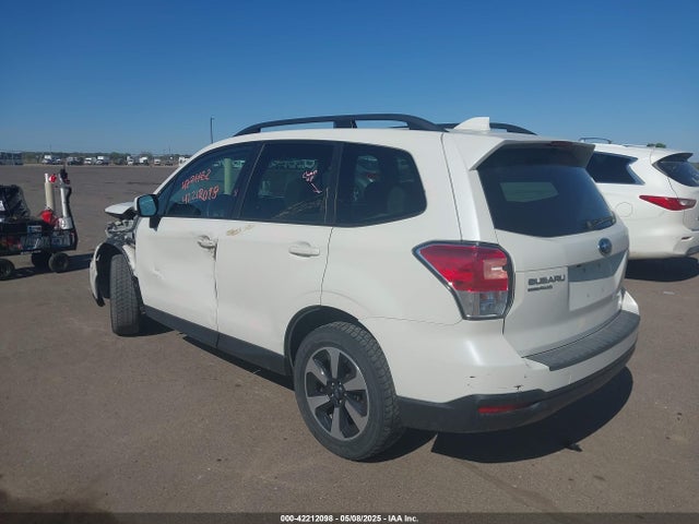 Subaru naturally aspirated u5 2018 JF2SJADC3JH544674 Image 3