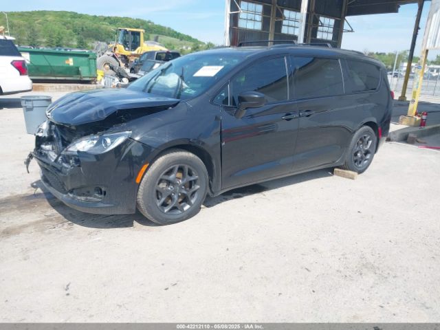 2C4RC1EG3JR261737 Chrysler Pacifica Touring L Plus