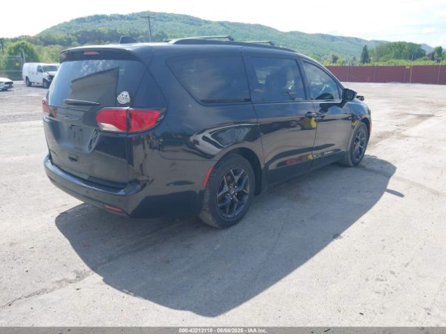 2C4RC1EG3JR261737 Chrysler Pacifica Touring L Plus