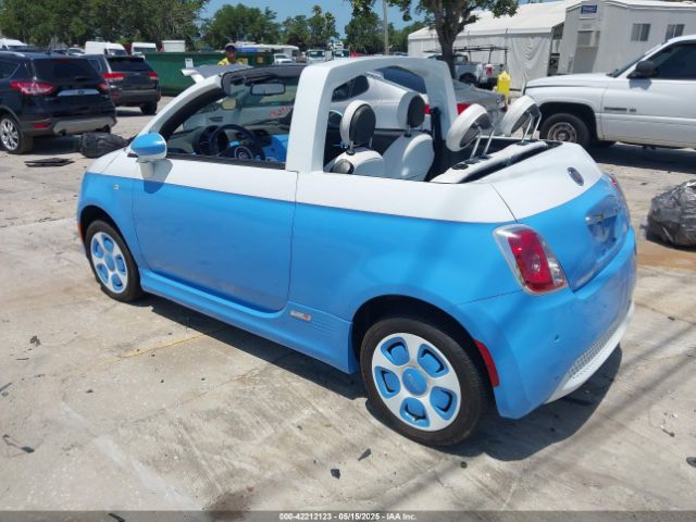 2015 FIAT 500E 3C3CFFGE6FT732844 Photo 2