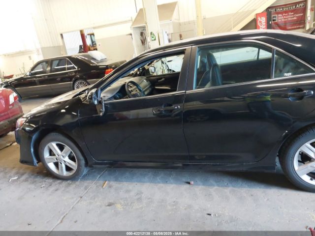 4T1BF1FK6EU400548 Toyota CAMRY SE
