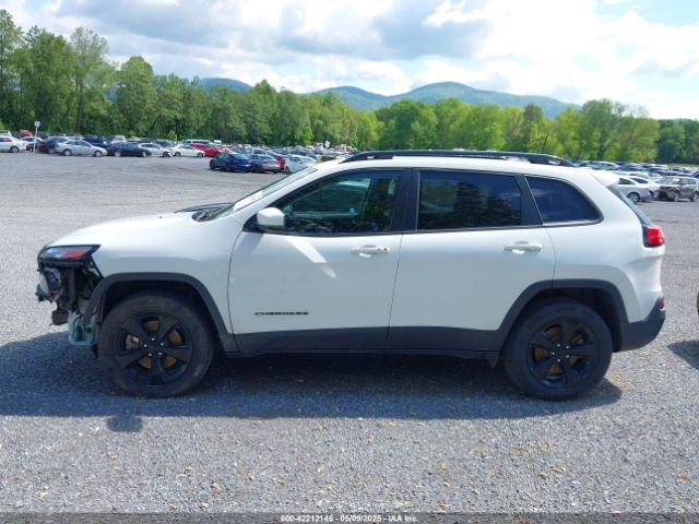 1C4PJMDS5HW567912 Jeep Cherokee High Altitude 4x4