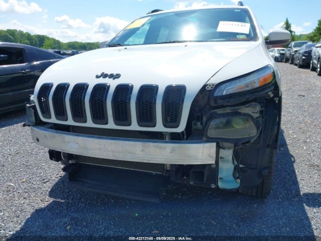 1C4PJMDS5HW567912 Jeep Cherokee High Altitude 4x4