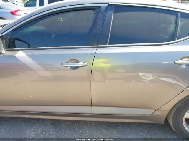 5XXGM4A71EG283004 KIA Optima Lx