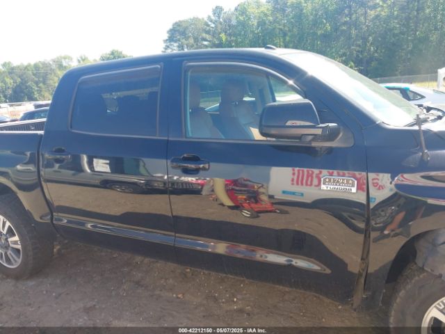 5TFAY5F17KX825862 Toyota Tundra 1794 5.7l V8