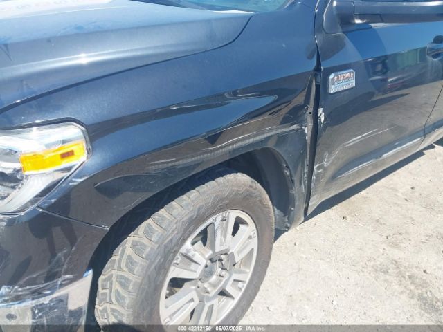 5TFAY5F17KX825862 Toyota Tundra 1794 5.7l V8