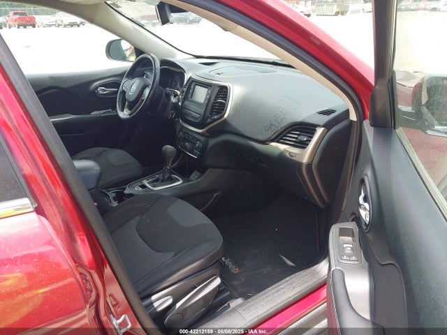 1C4PJLCB9FW712183 Jeep Cherokee
