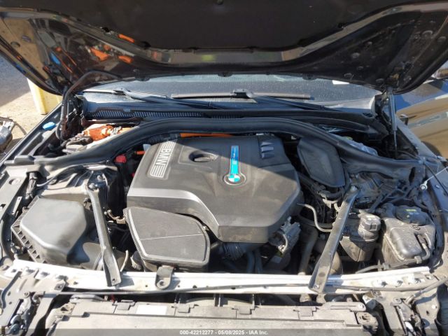 WBAJB1C51JB084067 BMW 530e Xdrive Iperformance