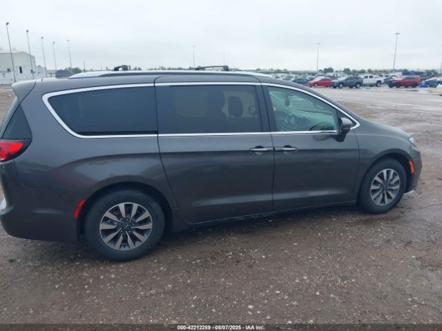 2C4RC1L77MR599665 Chrysler Pacifica Hybrid Touring L