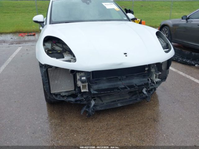 2017 PORSCHE MACAN WP1AB2A50HLB19003 Photo 5