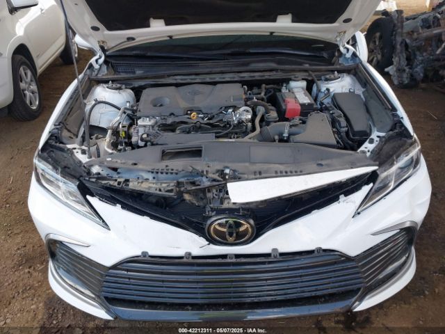 4T1C11AK4RU864390 Toyota CAMRY LE
