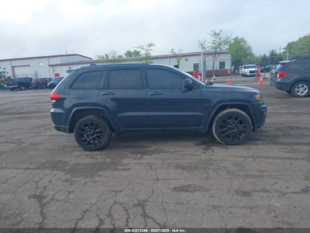 1C4RJFAG4JC264177 Jeep Grand Cherokee Altitude 4x4