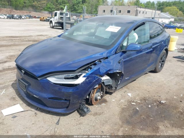 2022 TESLA MODEL X 7SAXCAE50NF360073 Photo 1