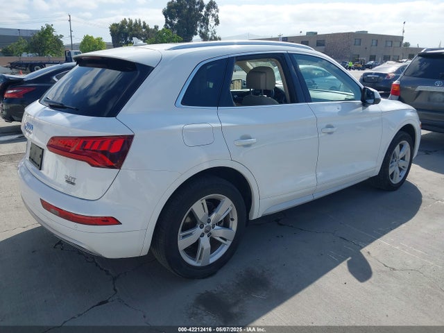 2018 AUDI Q5 WA1BNAFY2J2212816 Photo 3