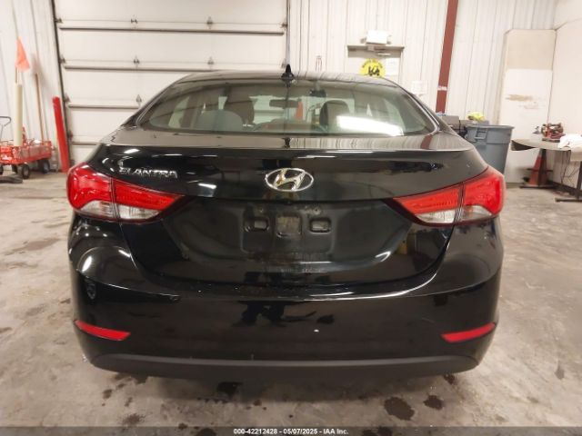 5NPDH4AE4FH601628 Hyundai ELANTRA SE