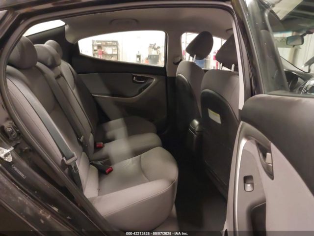 5NPDH4AE4FH601628 Hyundai ELANTRA SE