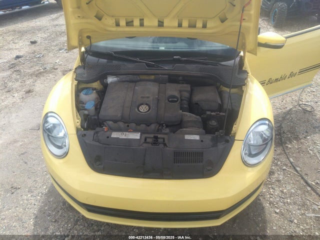 42212436 :رقم المزاد ، 3VWJX7AT9DM647028 vin ، 2013 Volkswagen Beetle 2.5l مزاد بيع