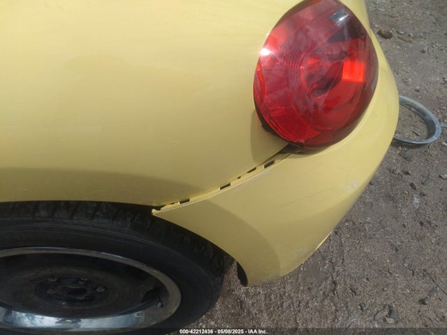 42212436 :رقم المزاد ، 3VWJX7AT9DM647028 vin ، 2013 Volkswagen Beetle 2.5l مزاد بيع