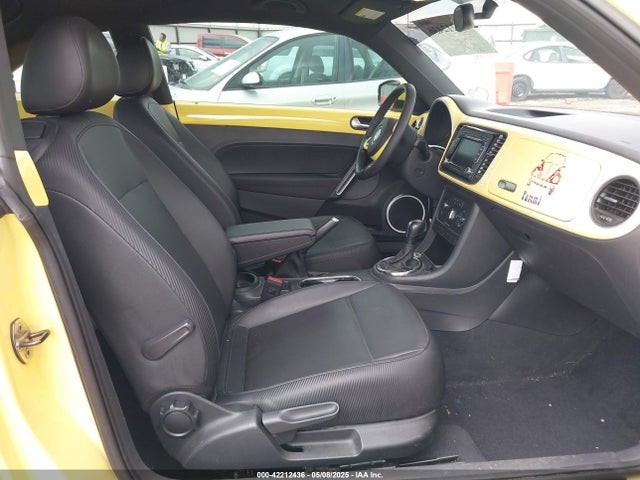 42212436 :رقم المزاد ، 3VWJX7AT9DM647028 vin ، 2013 Volkswagen Beetle 2.5l مزاد بيع