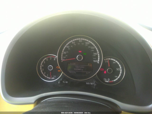 42212436 :رقم المزاد ، 3VWJX7AT9DM647028 vin ، 2013 Volkswagen Beetle 2.5l مزاد بيع