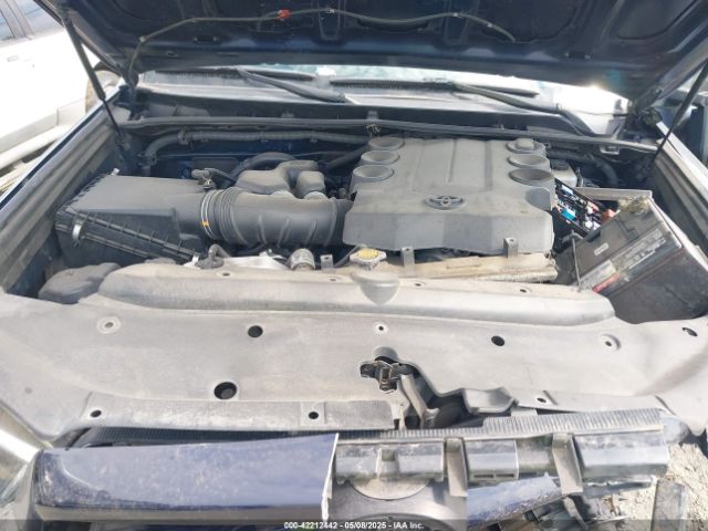 JTEZU5JR8E5065142 Toyota 4RUNNER SR5