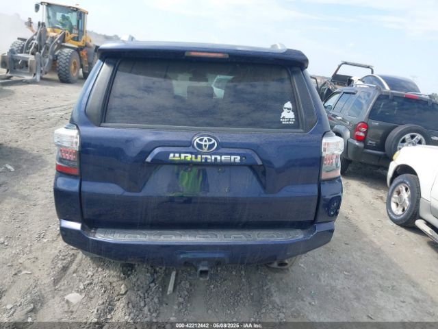 JTEZU5JR8E5065142 Toyota 4RUNNER SR5