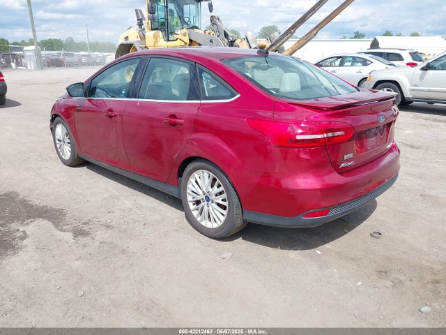 1FADP3J22GL314021 Ford 2016