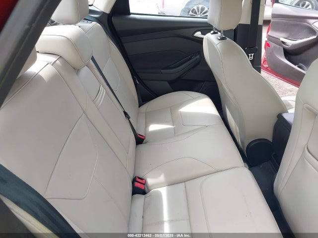 1FADP3J22GL314021 Ford 2016