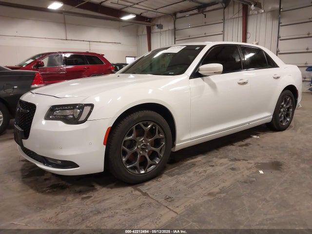 Chrysler 300 2015 2C3CCAGG7FH923212 Image 2